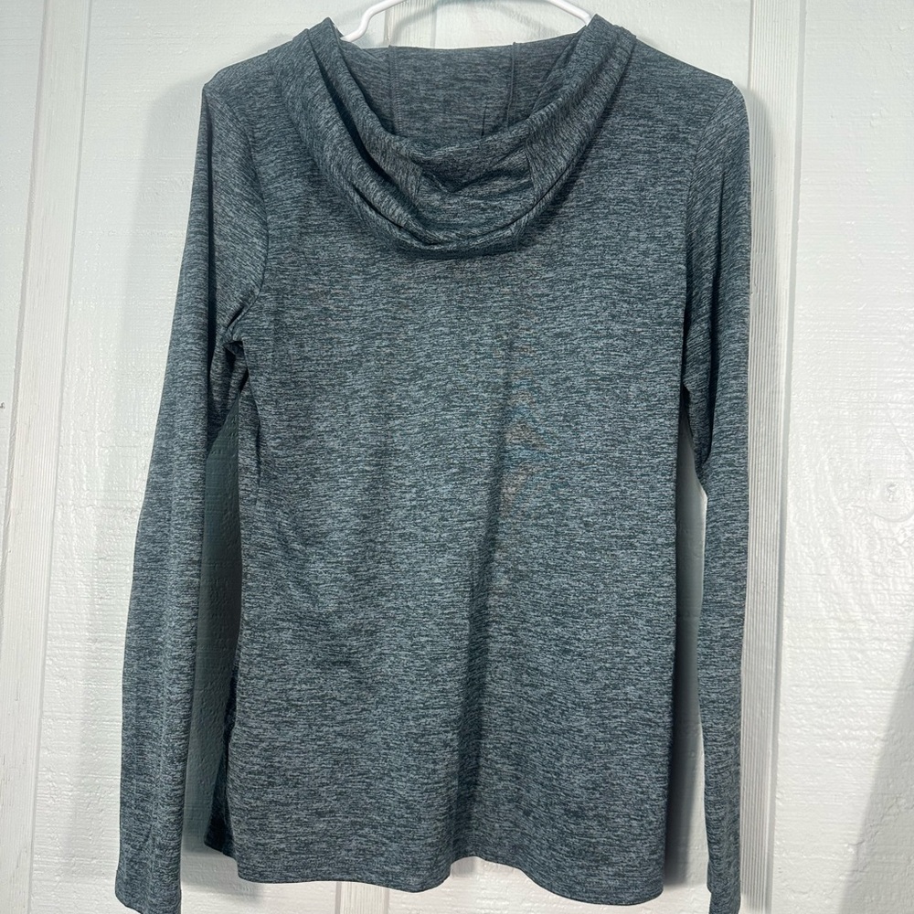 Nike Womens Gray Long Sleeve Dri Fit Top Size Small EUC - Picture 6 of 7